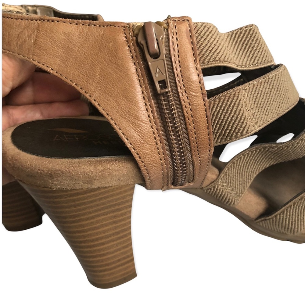 - AEROSOLES Tan heels shoes Sandals women’s Sz 7.5 - Picture 4 of 7